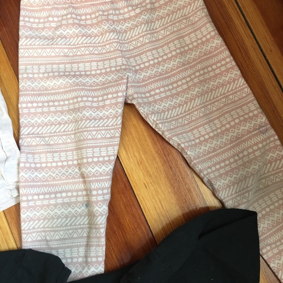 DONATING TOMORROW! Bundle of girl clothes - Picture 5 of 8